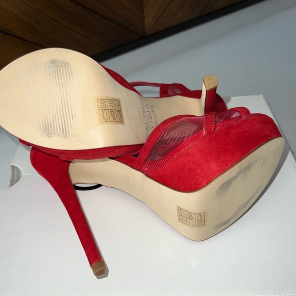 Aldo red suede platform high heels NIB - Picture 6 of 8